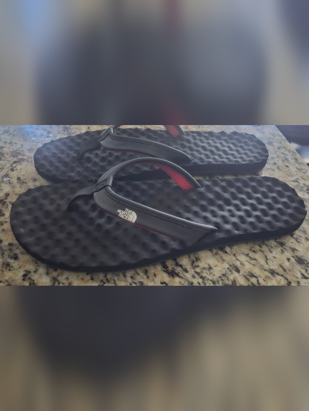 The North Face Base Camp Mini II Flip-Flops. Size 10 - Picture 3 of 8